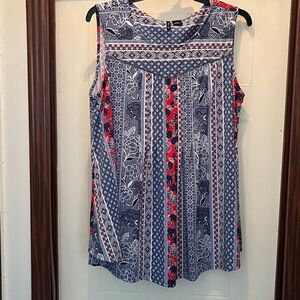 New Directions Floral and Geometric Tank Top